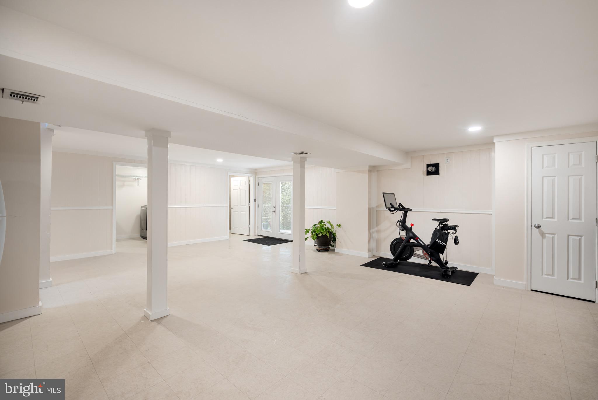 SHANNONDALE - Residential