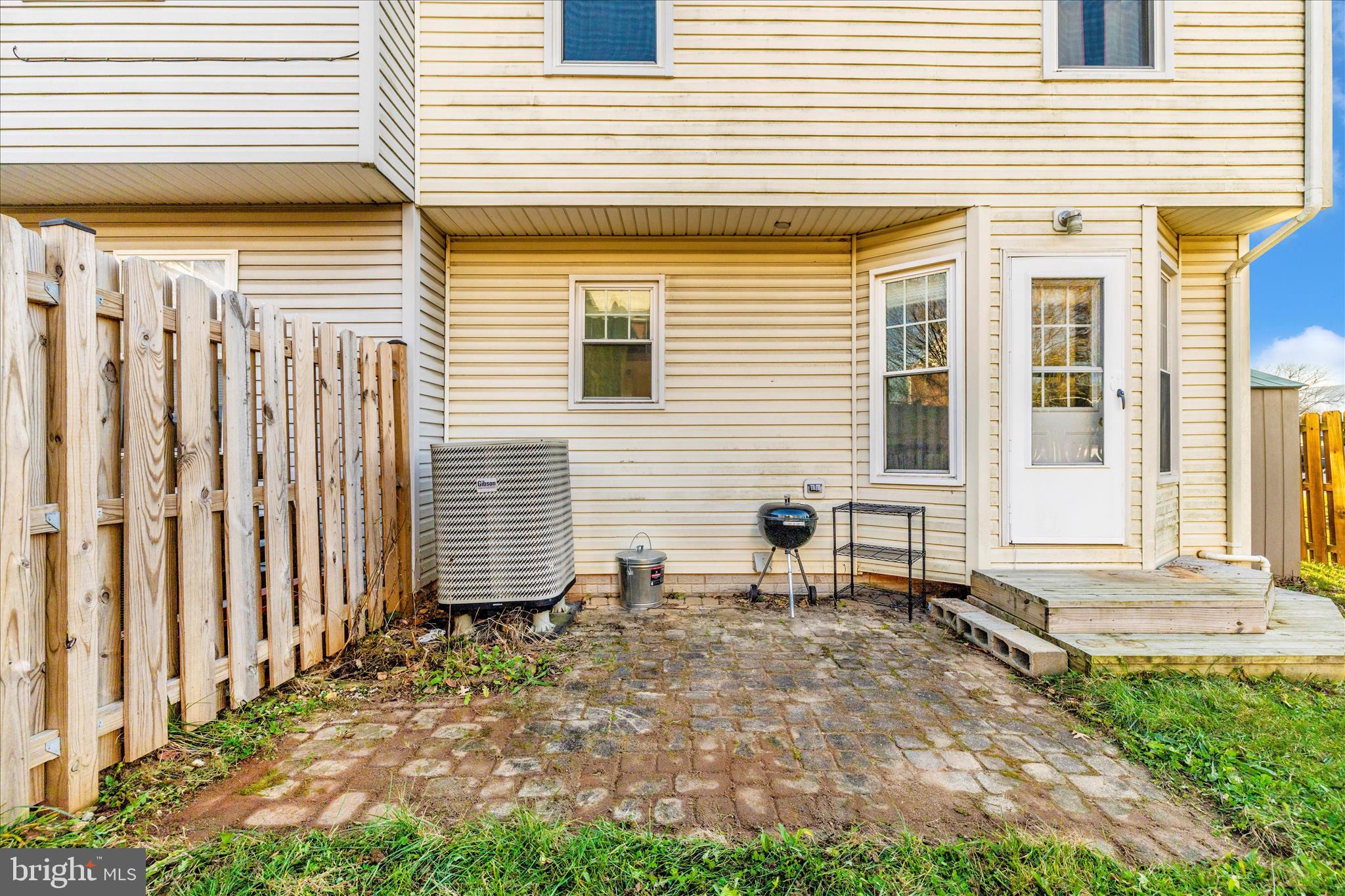 ALBERT COURTS - Residential