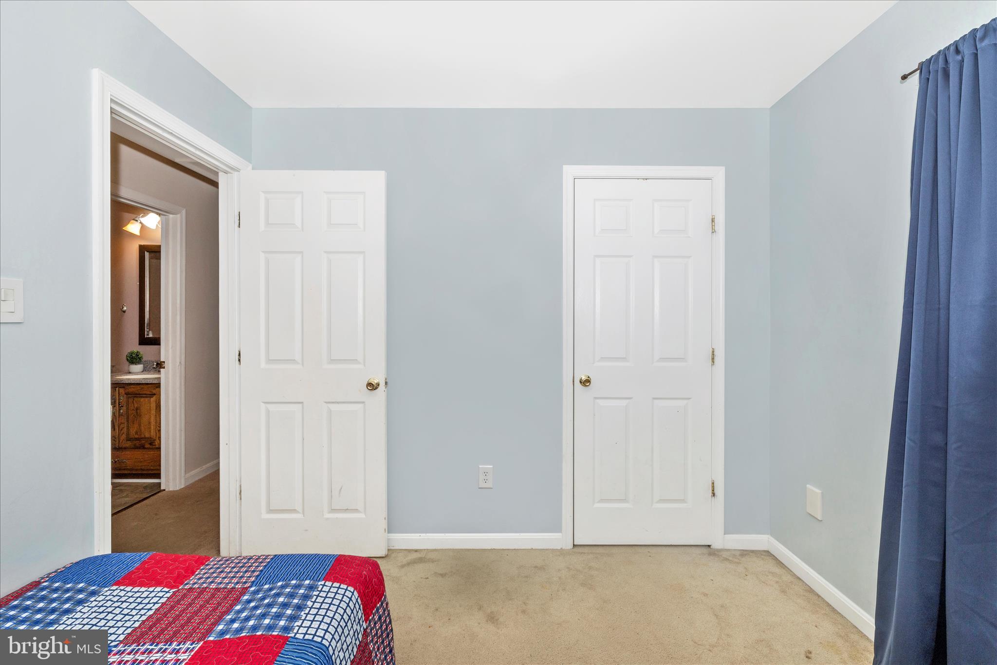 ALBERT COURTS - Residential