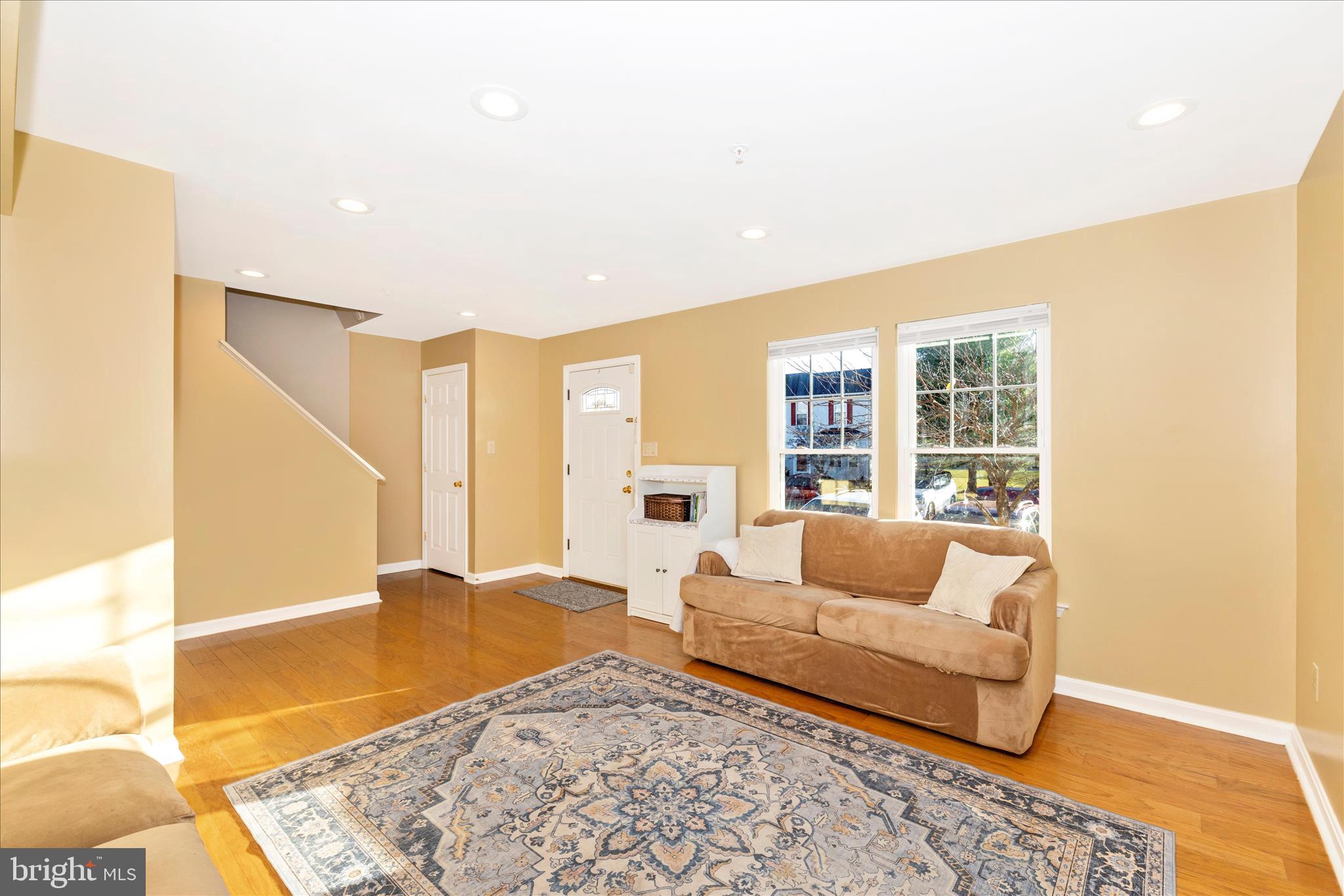 ALBERT COURTS - Residential