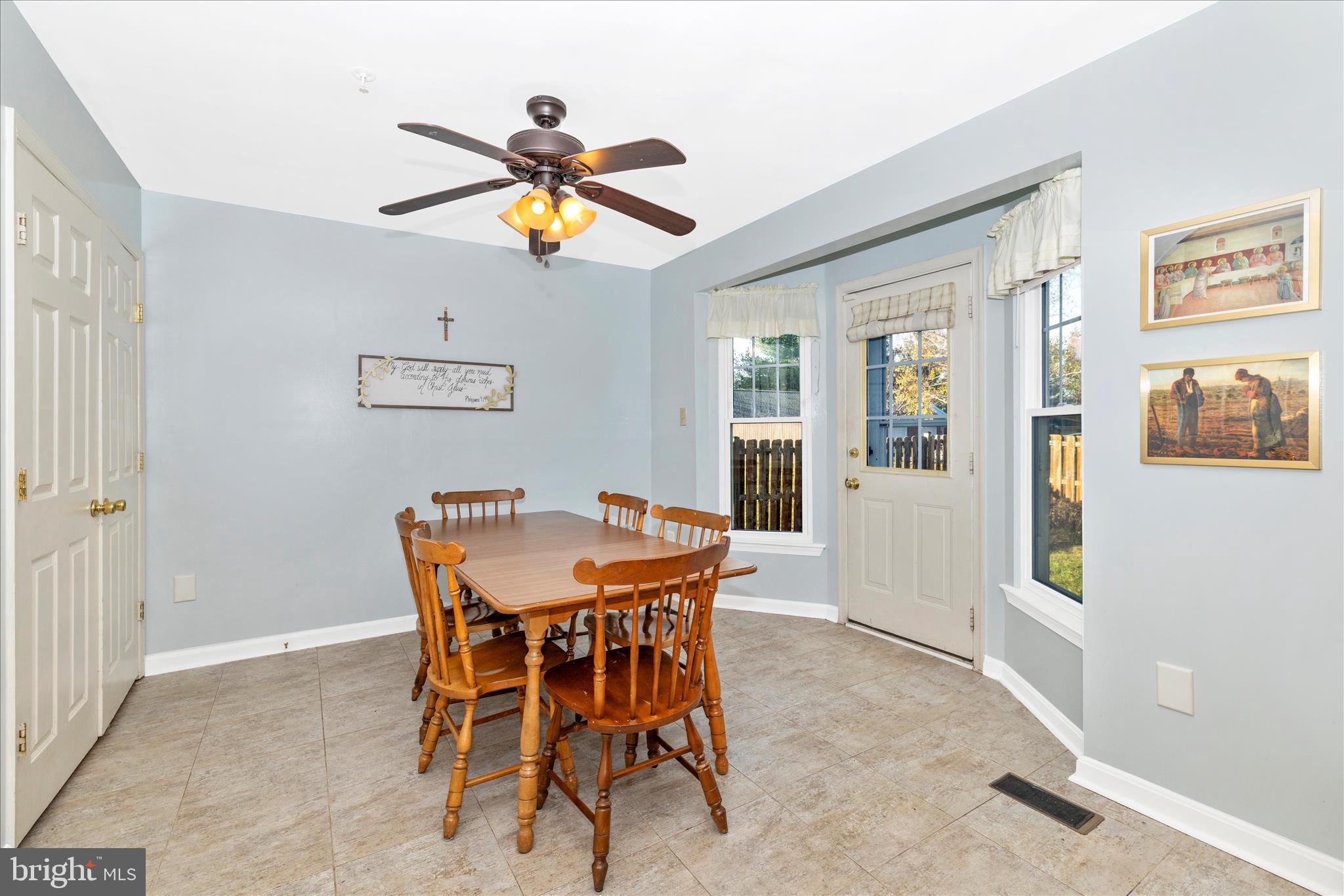 ALBERT COURTS - Residential