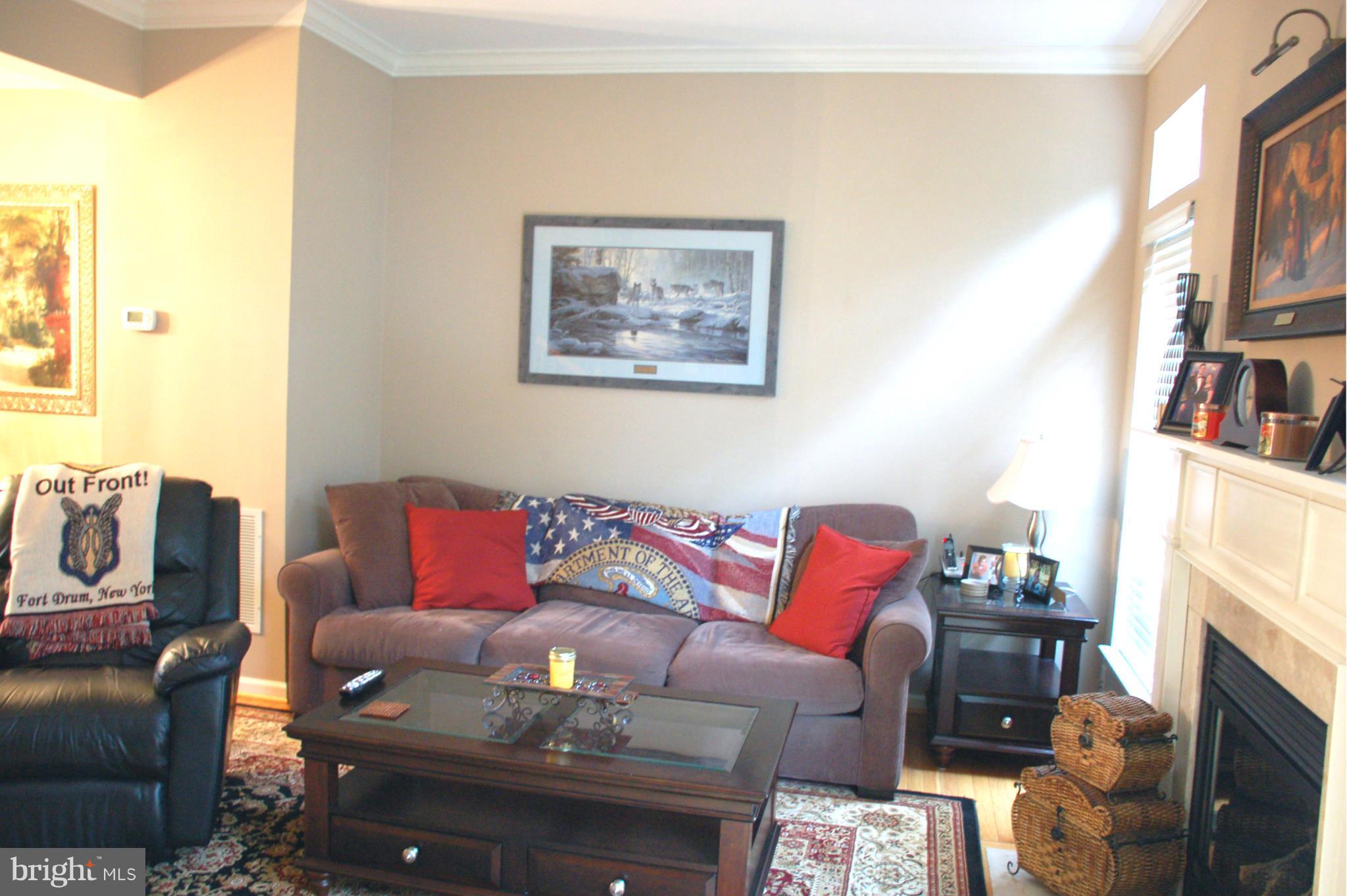 HUNTINGTON GROVE - Residential