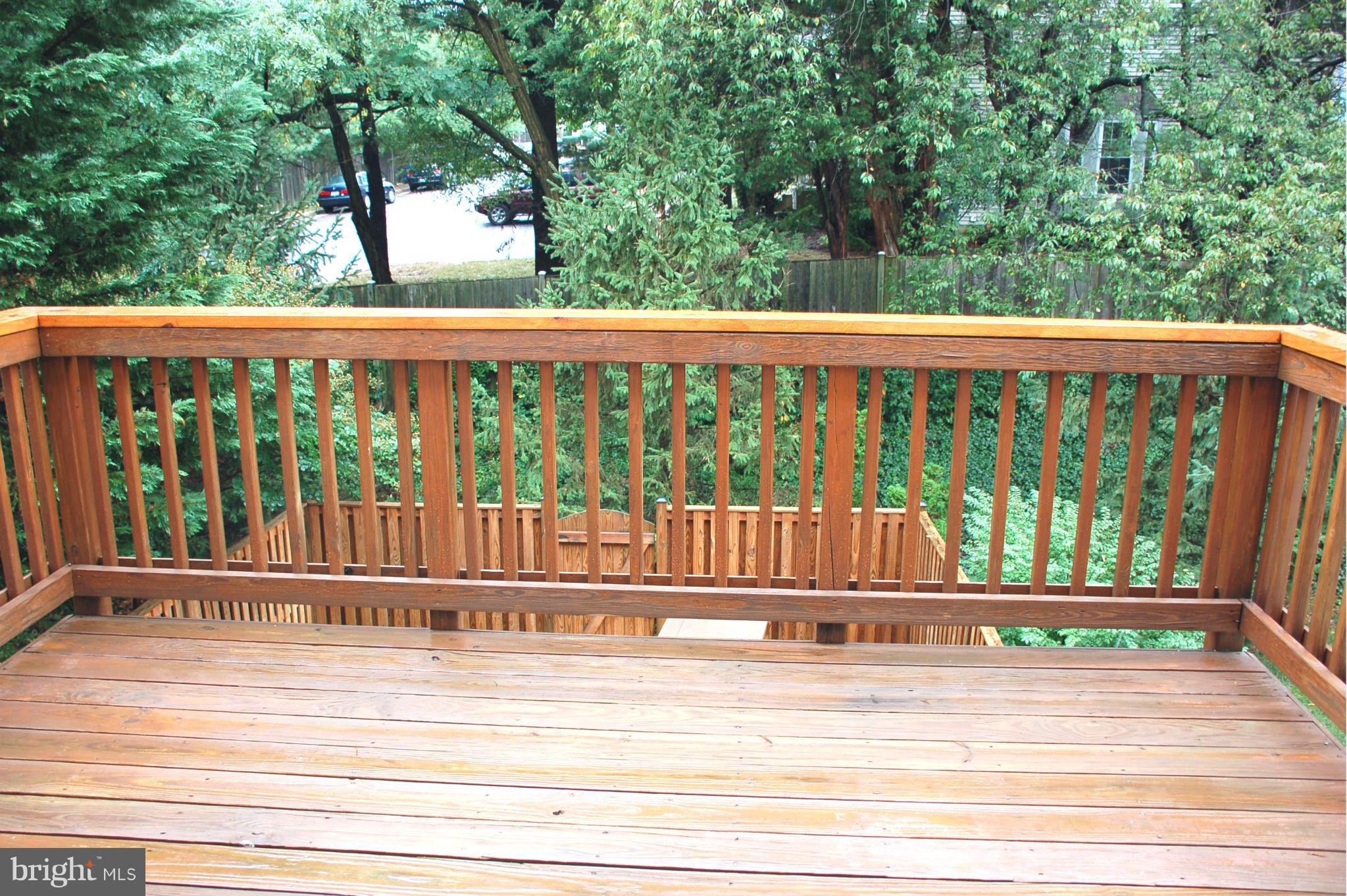 HUNTINGTON GROVE - Residential