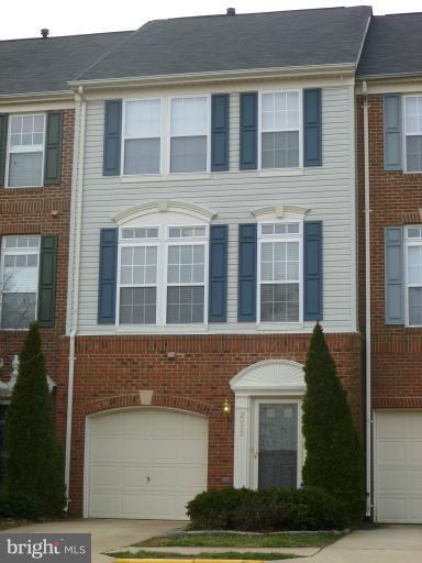 HUNTINGTON GROVE - Residential