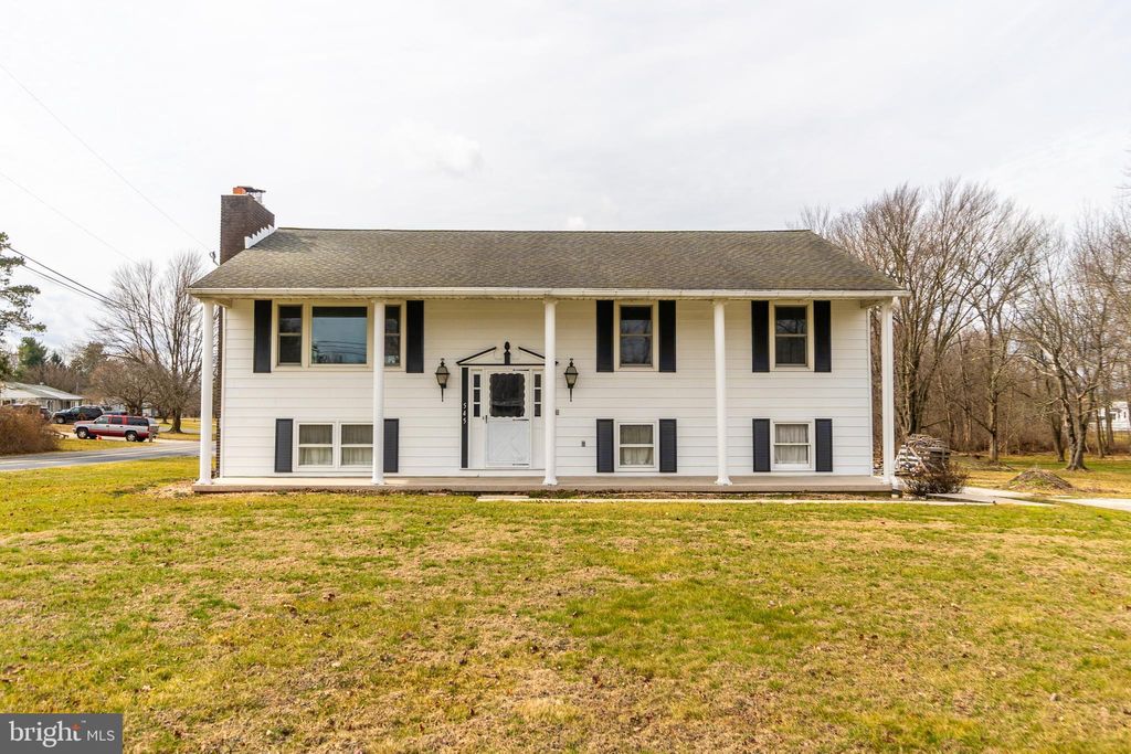 Photo of 545 Hanover Street, NEW OXFORD, PA 17350 (MLS # PAAD2022254)