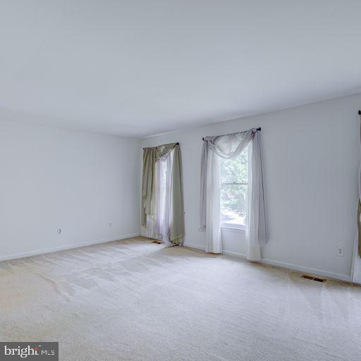 SNOWDENS MILL - Residential Lease