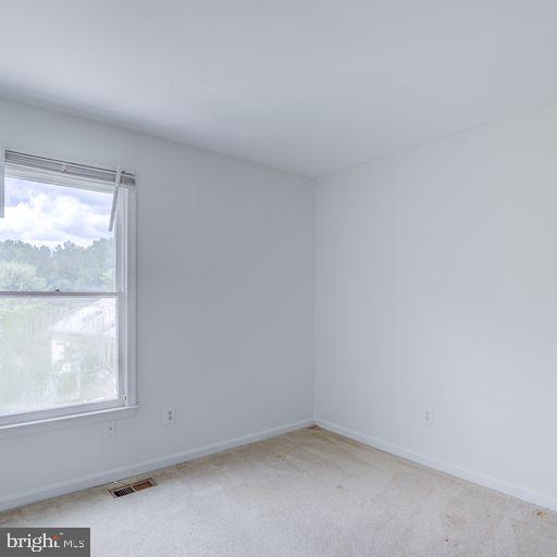 SNOWDENS MILL - Residential Lease