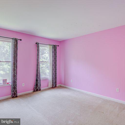 SNOWDENS MILL - Residential Lease