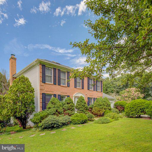 SNOWDENS MILL - Residential Lease