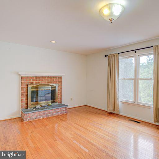 SNOWDENS MILL - Residential Lease