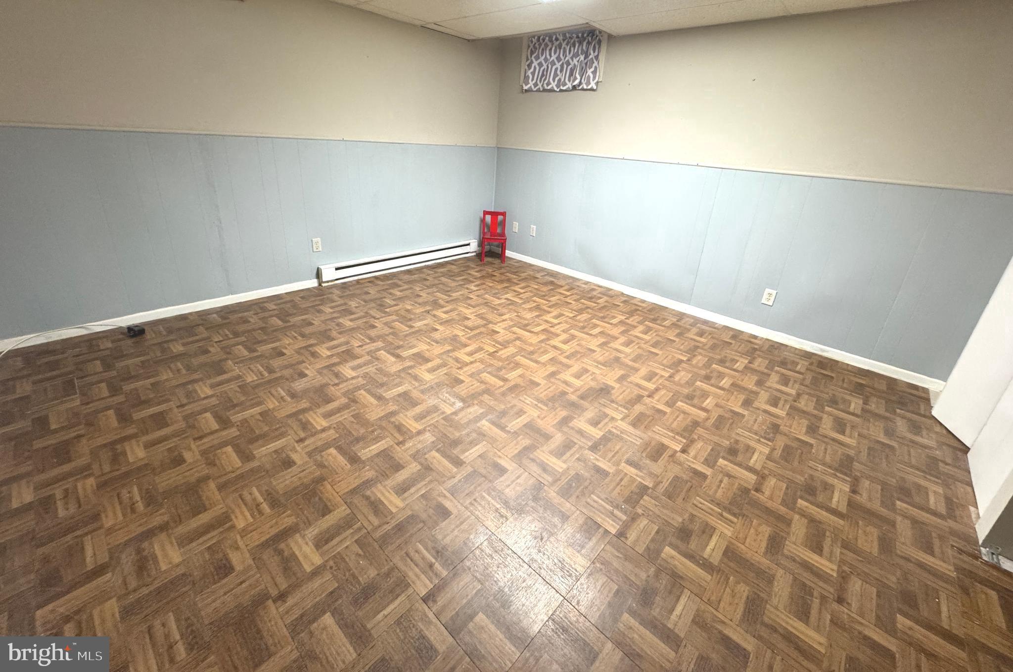 RIVERCHASE - Residential