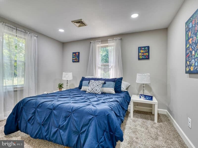 WHITEHALL - Residential