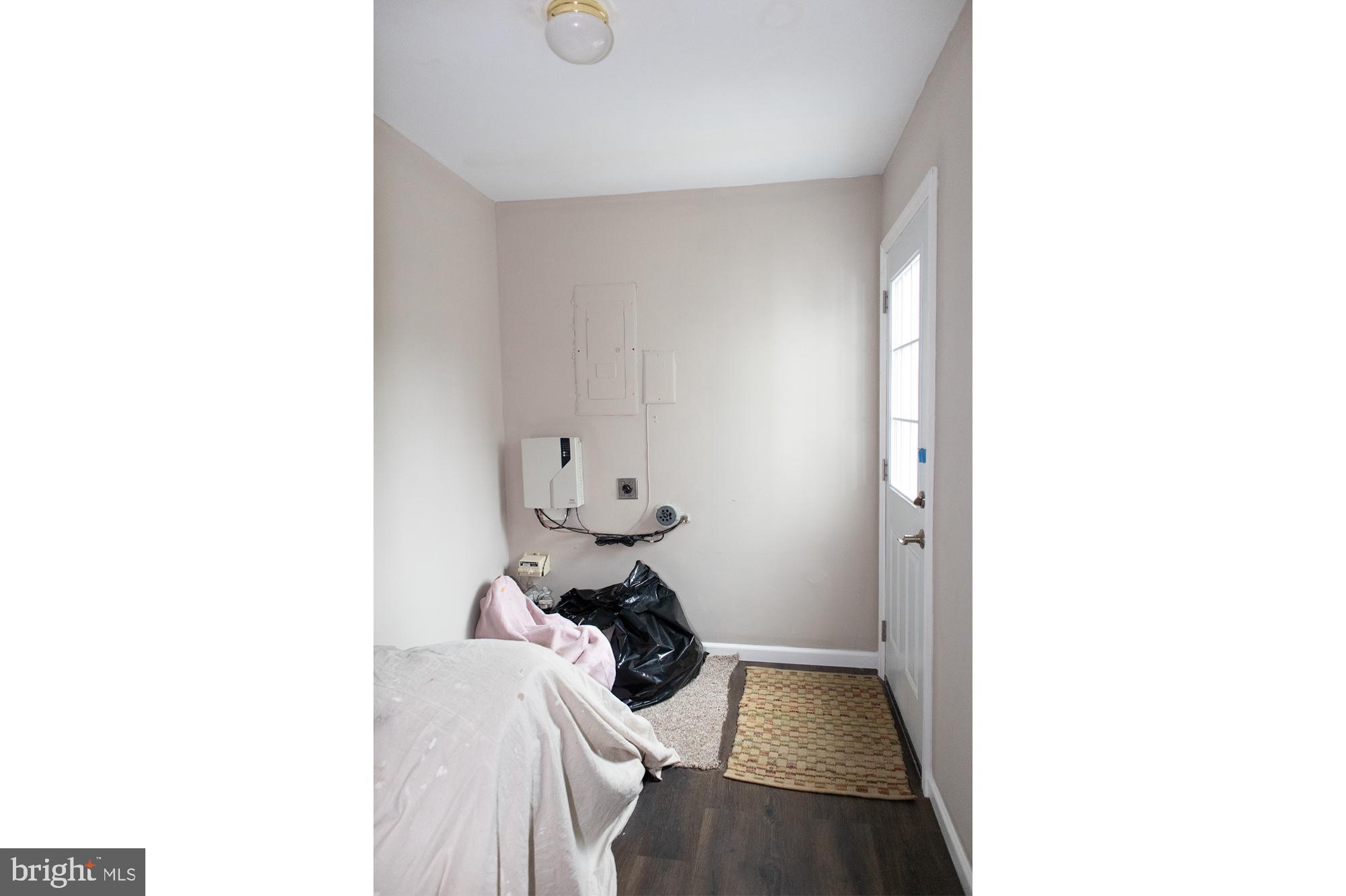 GREEN MEADOWS - Residential Lease