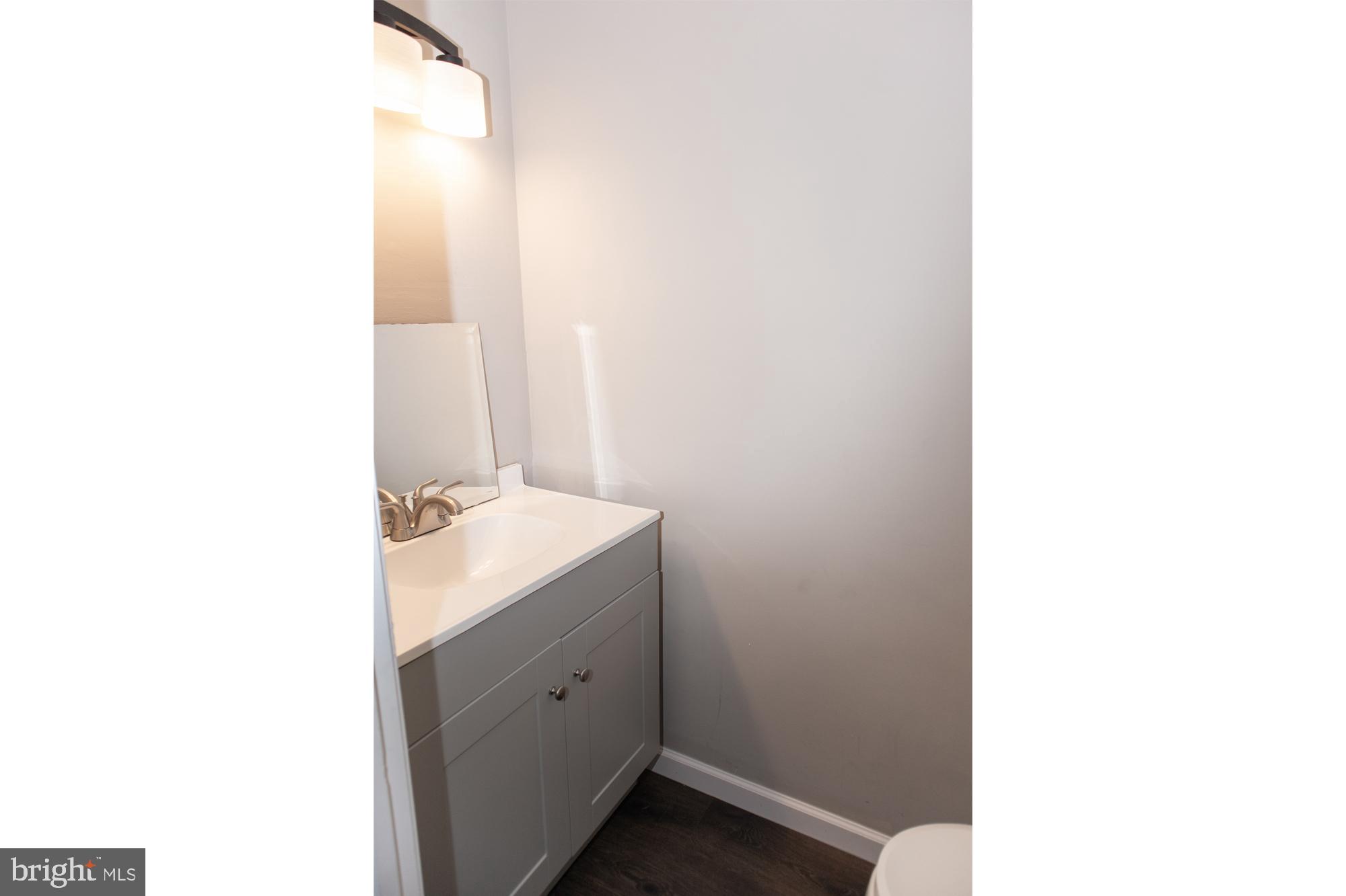 GREEN MEADOWS - Residential Lease