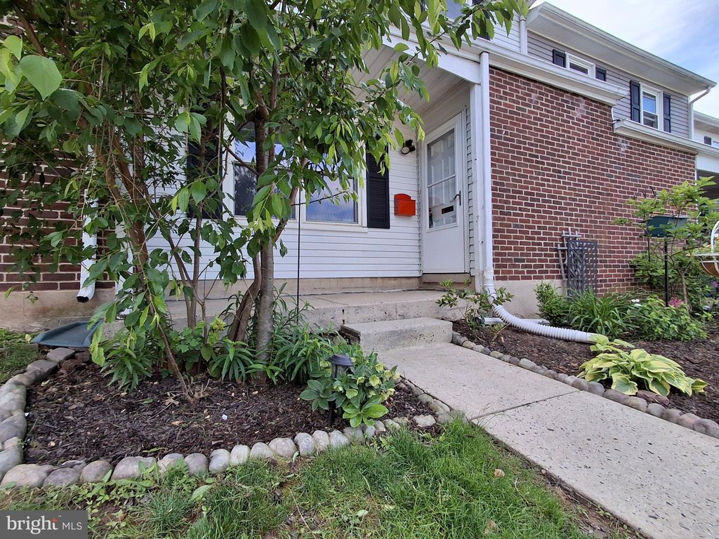 Photo of 54 Reliance Court, TELFORD, PA 18969 (MLS # PABU2110332)