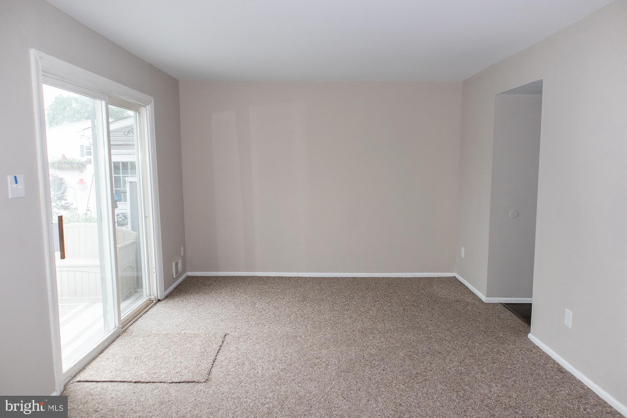 GREEN MEADOWS - Residential Lease