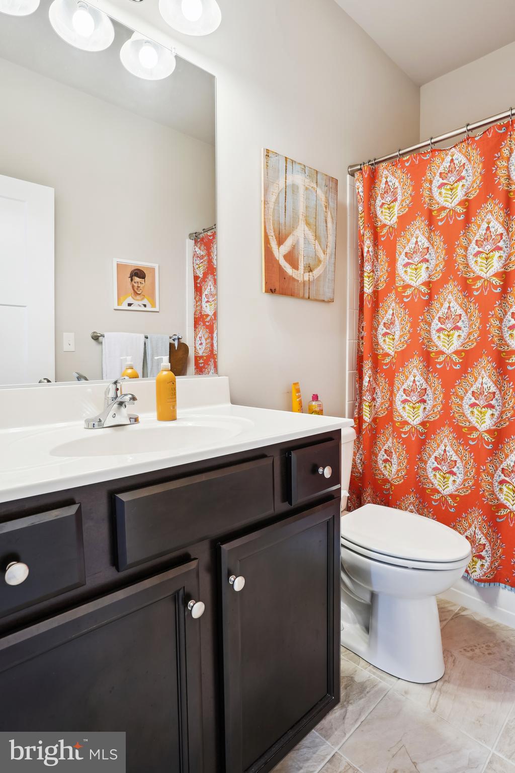 EASTON VILLAGE - Residential