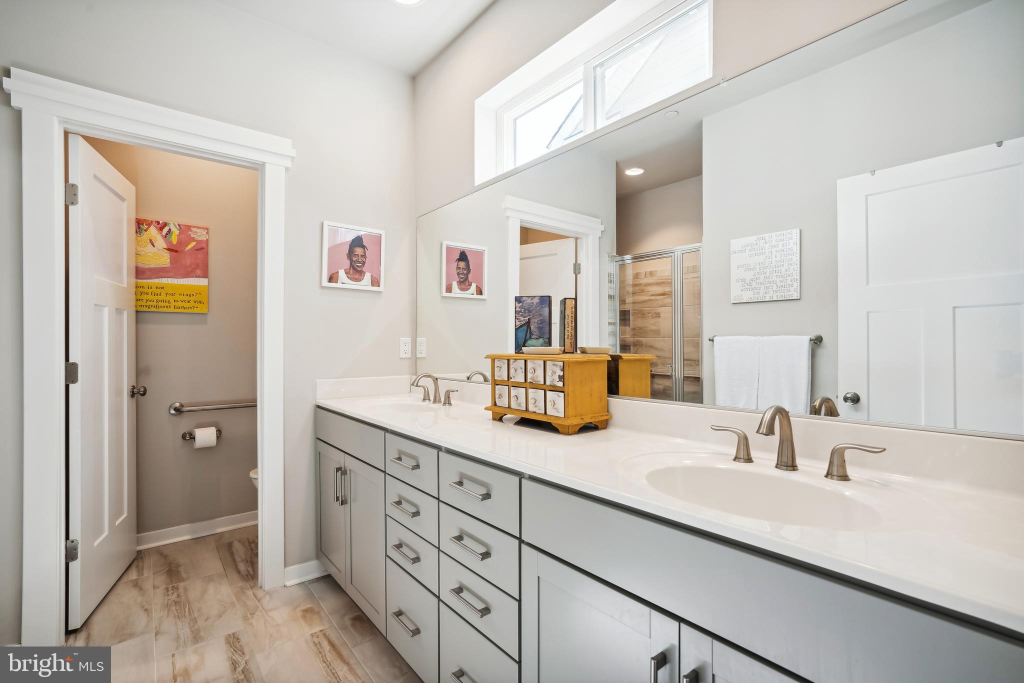 EASTON VILLAGE - Residential