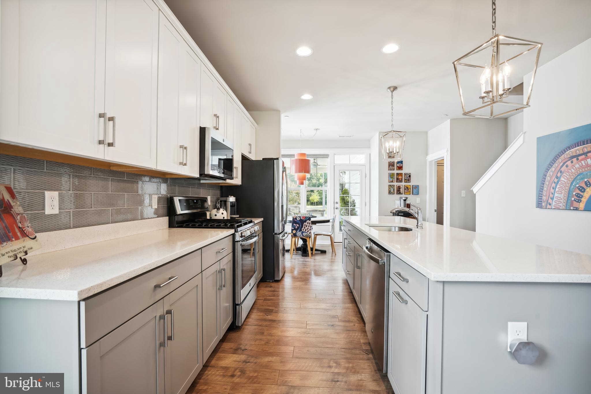 EASTON VILLAGE - Residential