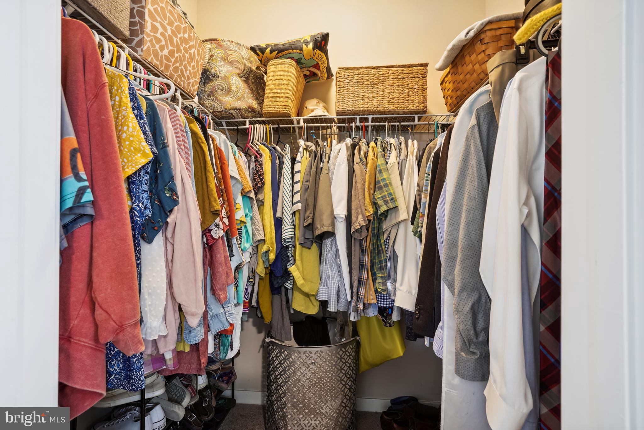 EASTON VILLAGE - Residential