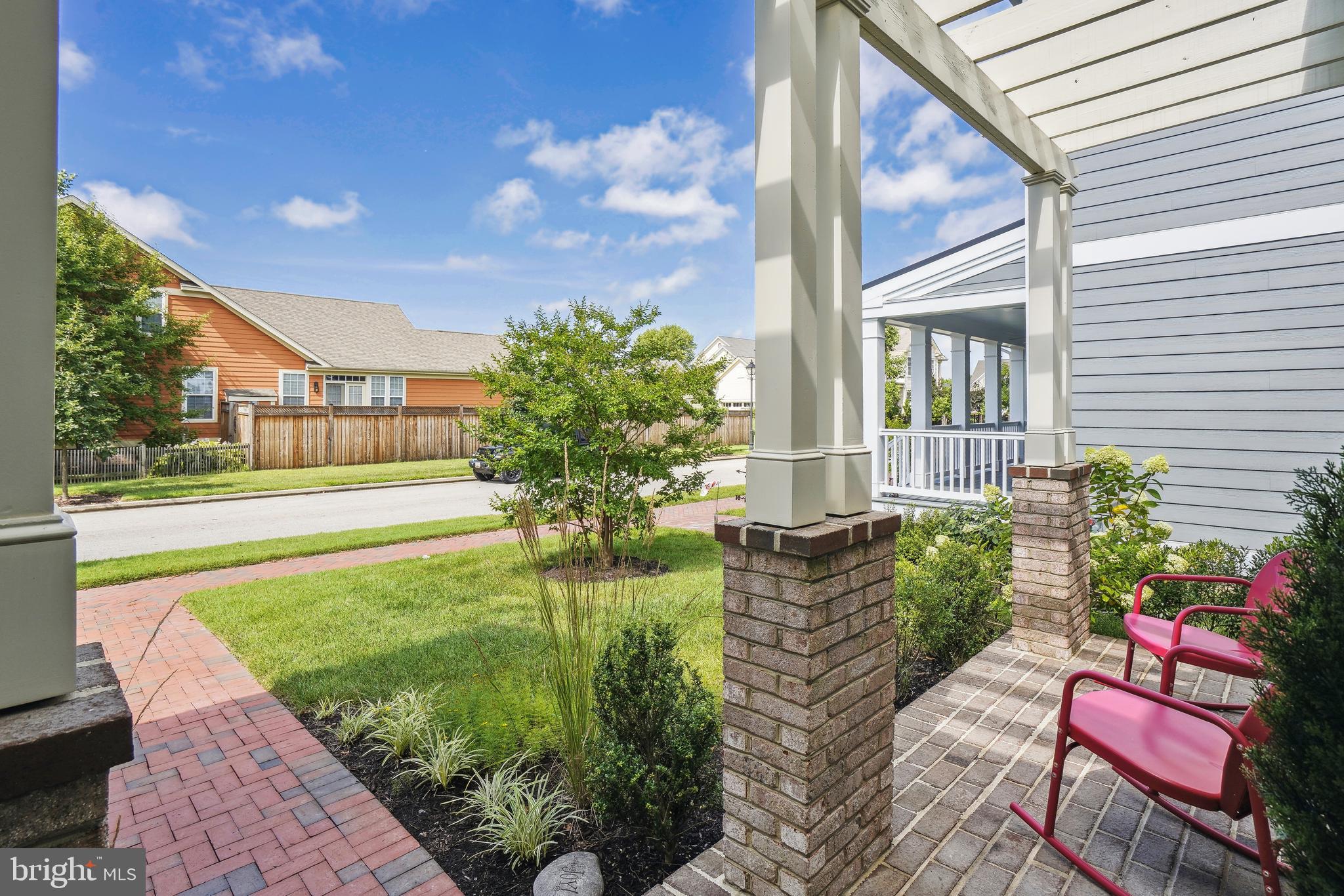 EASTON VILLAGE - Residential