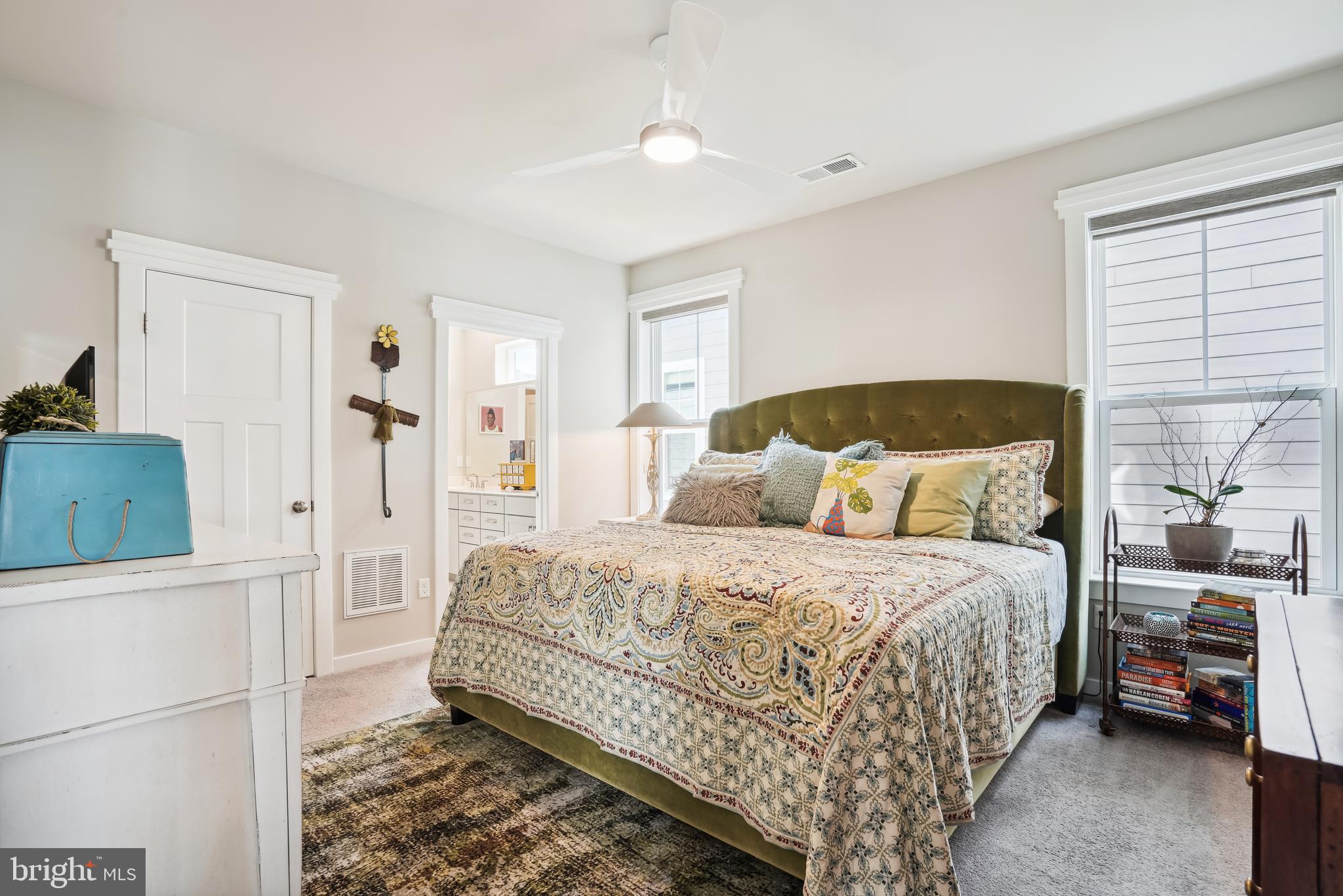 EASTON VILLAGE - Residential