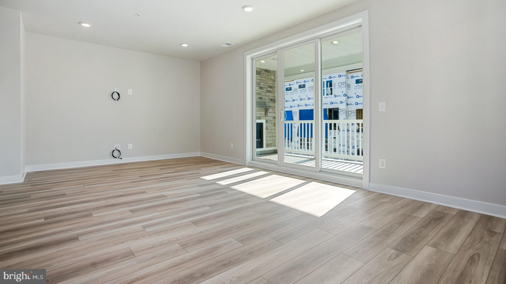 KINCORA - Residential