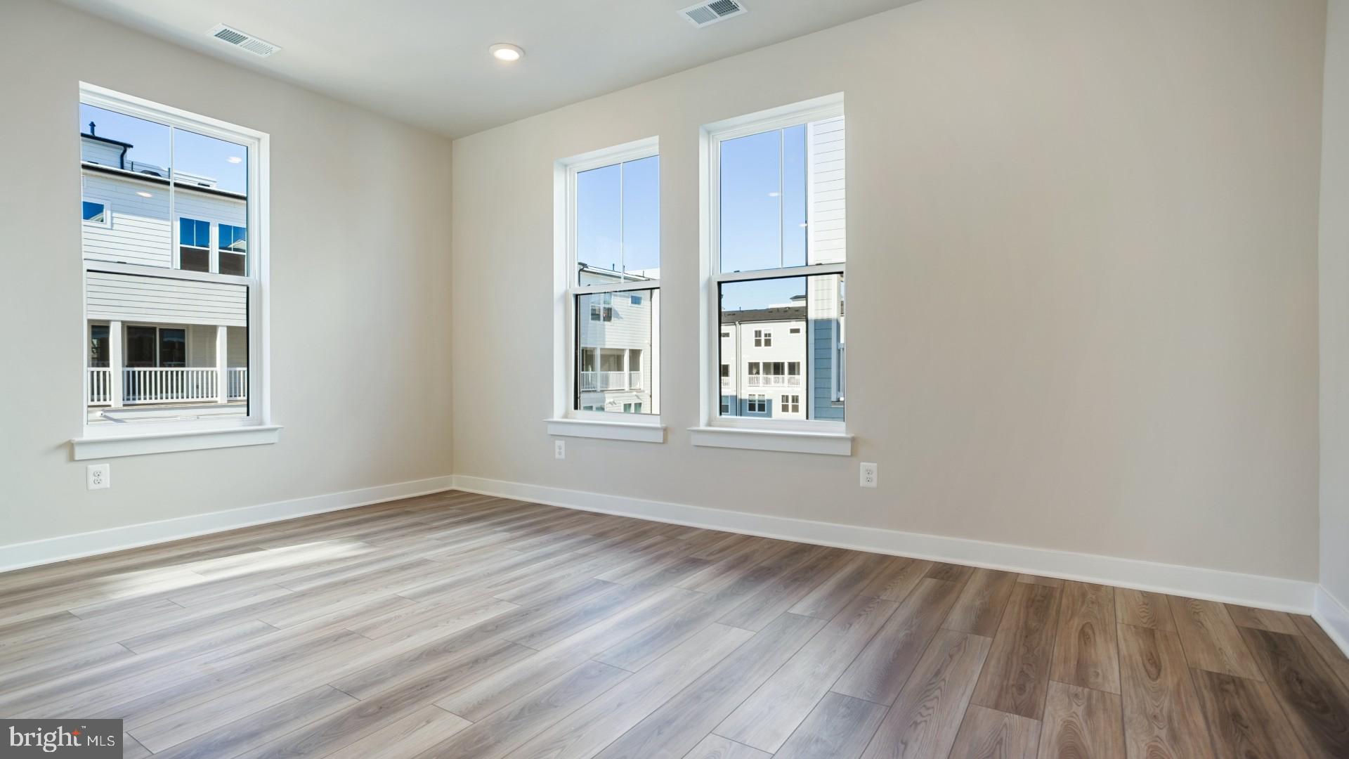 KINCORA - Residential