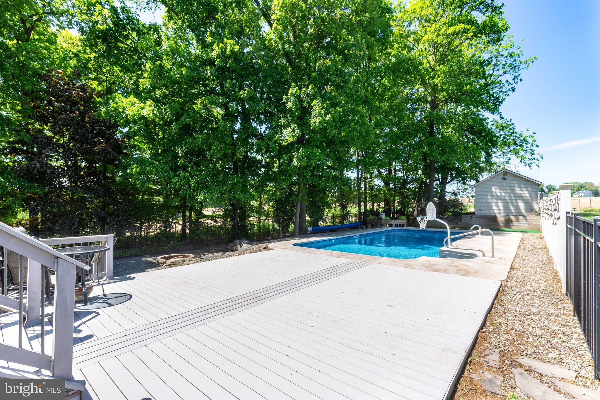 SPRUCE MEADOWS - Residential