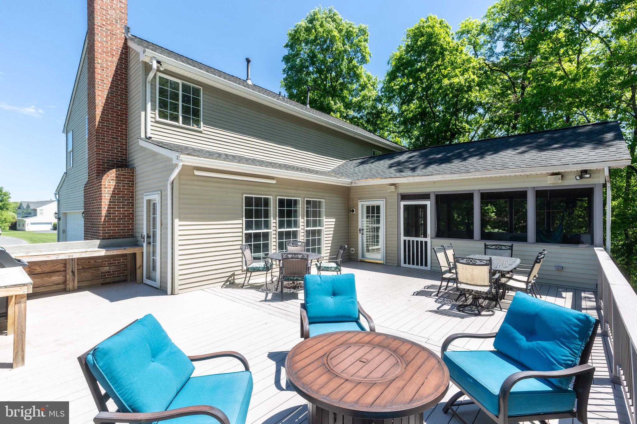 SPRUCE MEADOWS - Residential