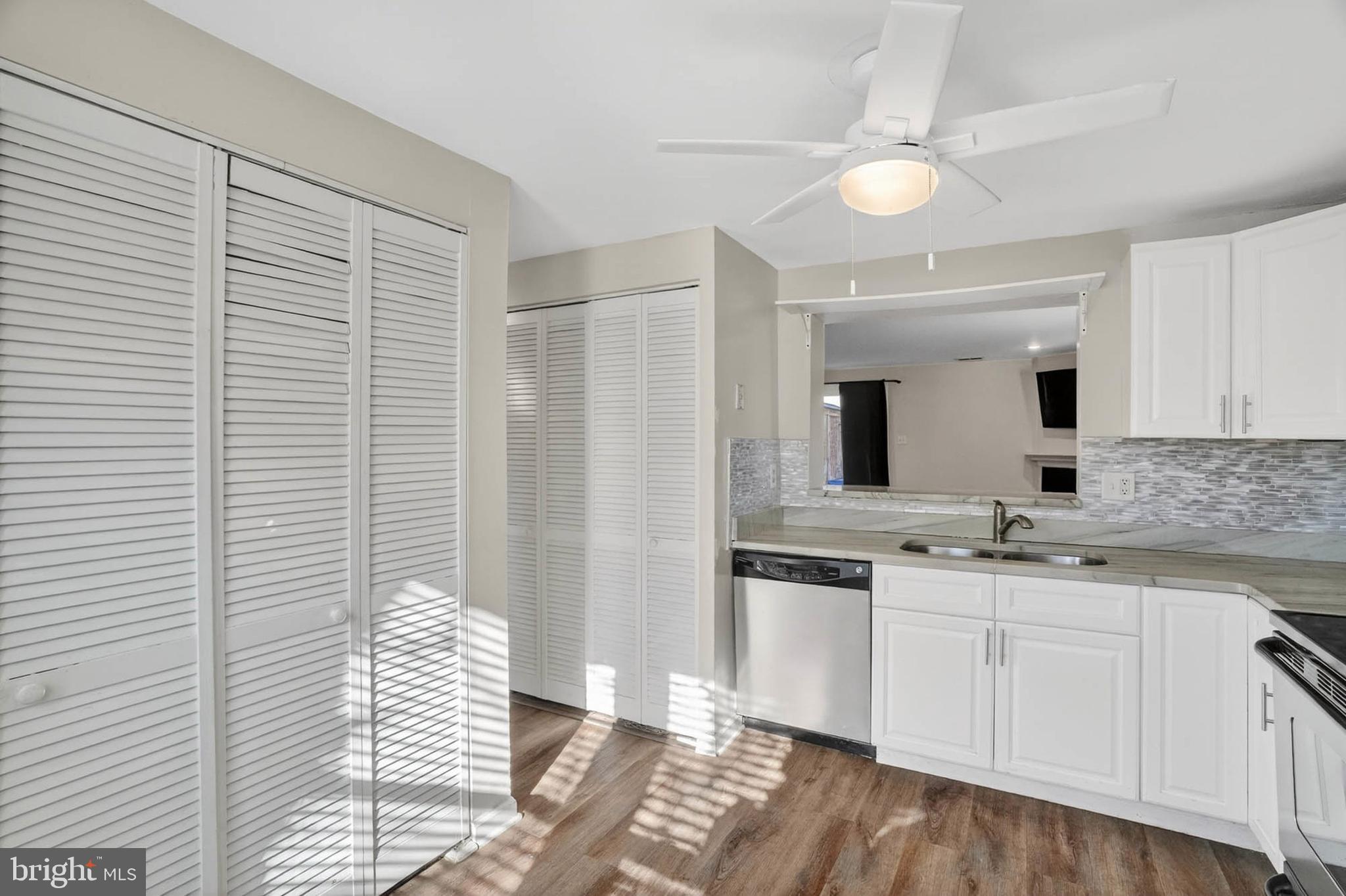 OAK POND - Residential