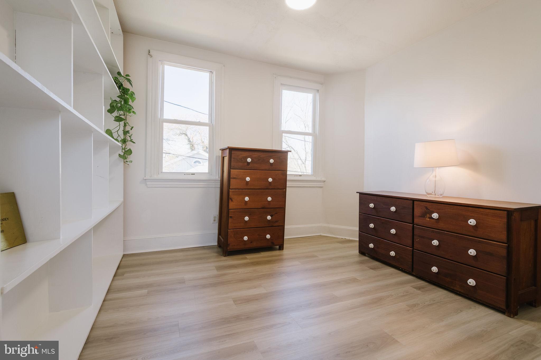 STENNING HILLS - Residential