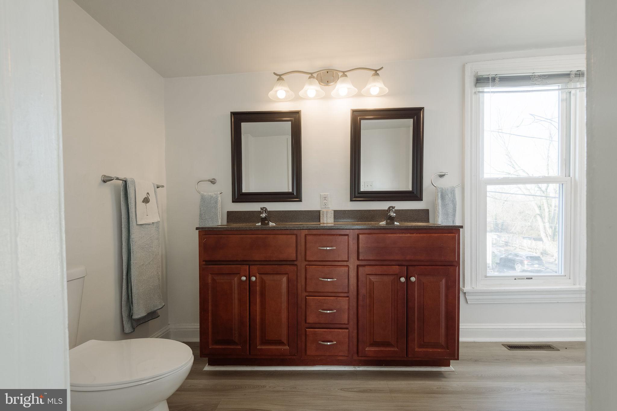 STENNING HILLS - Residential