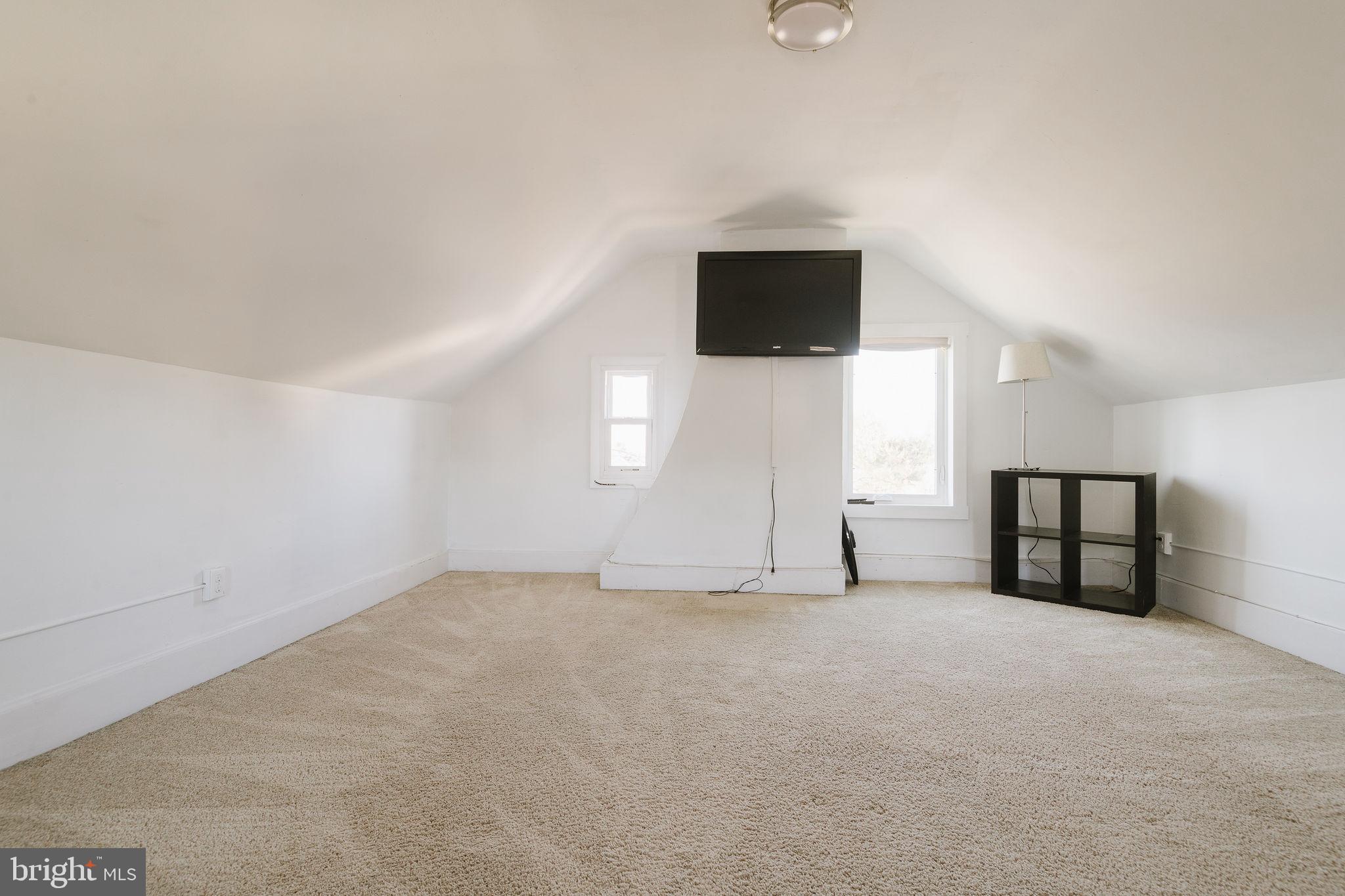 STENNING HILLS - Residential