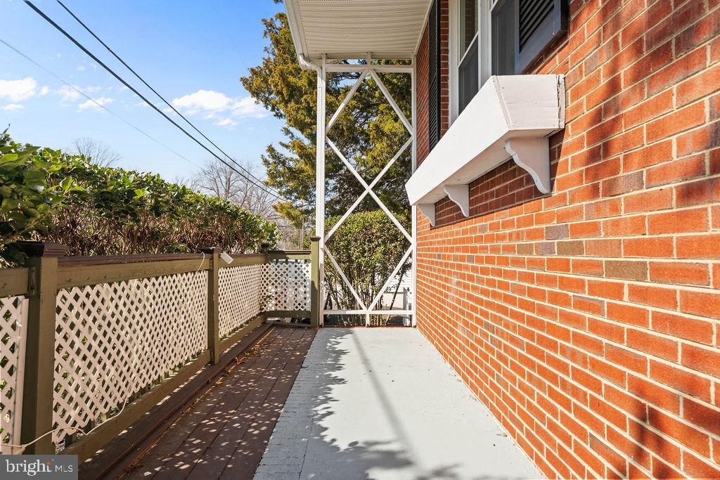 ROSELAND - Residential