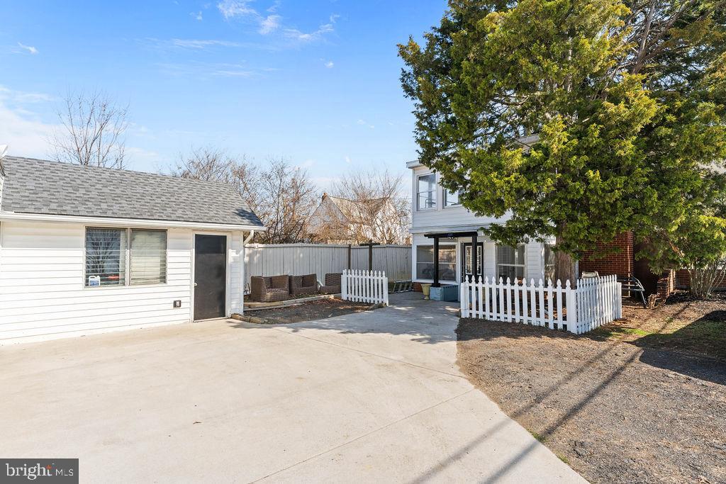 ROSELAND - Residential