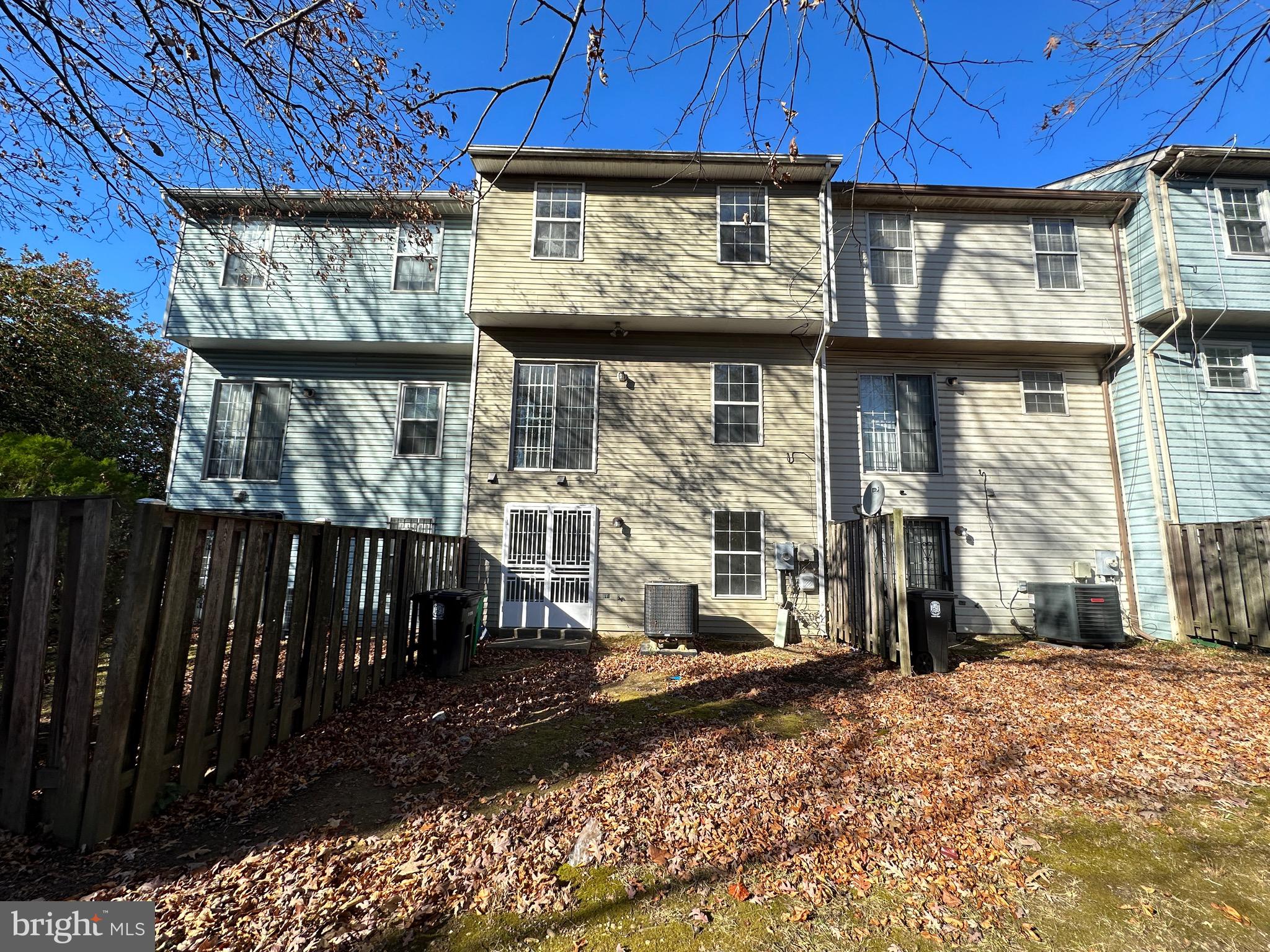 ROSECROFT VILLAGE - Residential