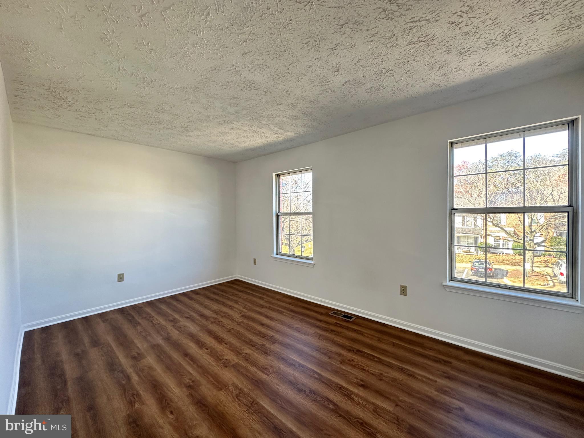 ROSECROFT VILLAGE - Residential