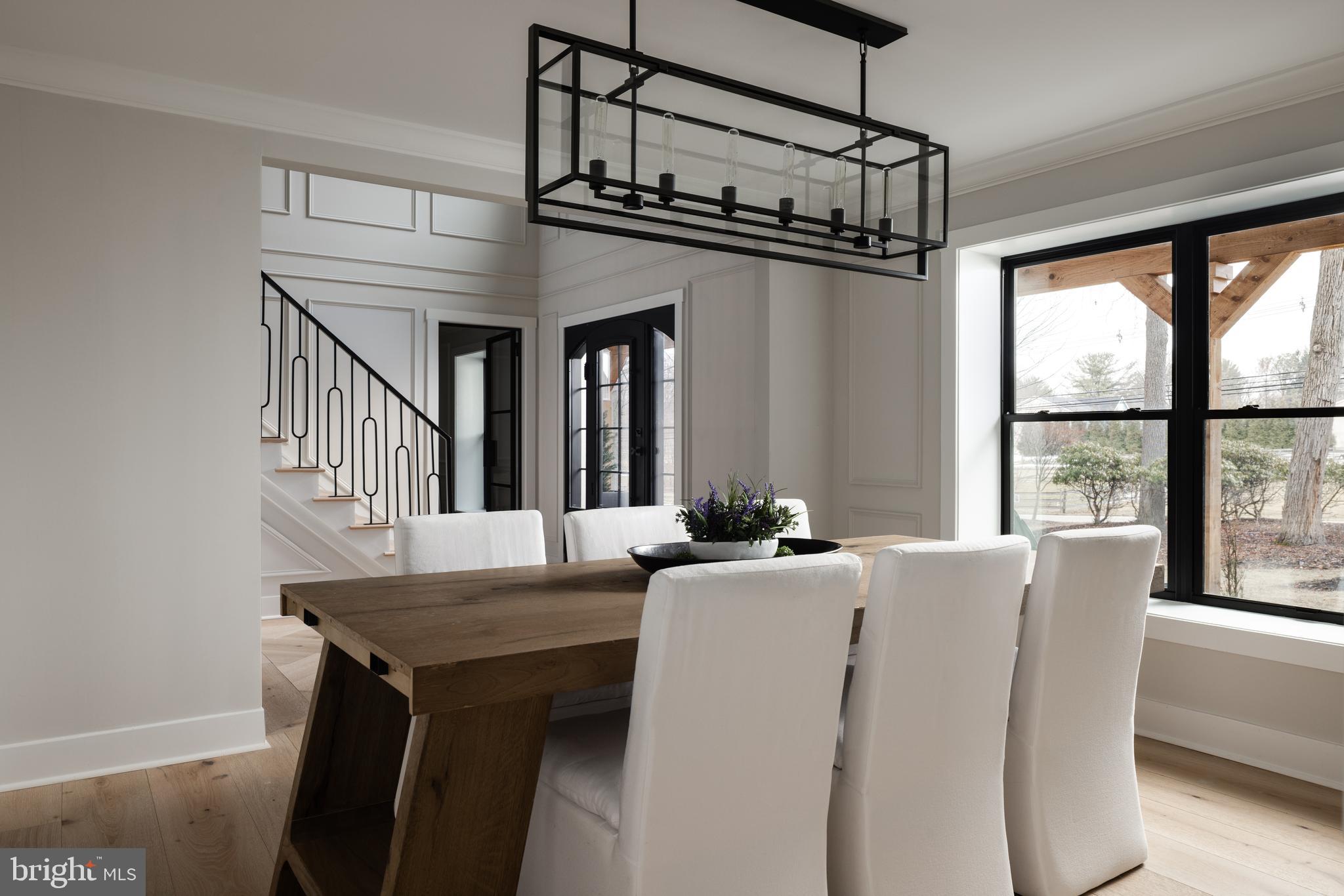 RADNOR HUNT - Residential