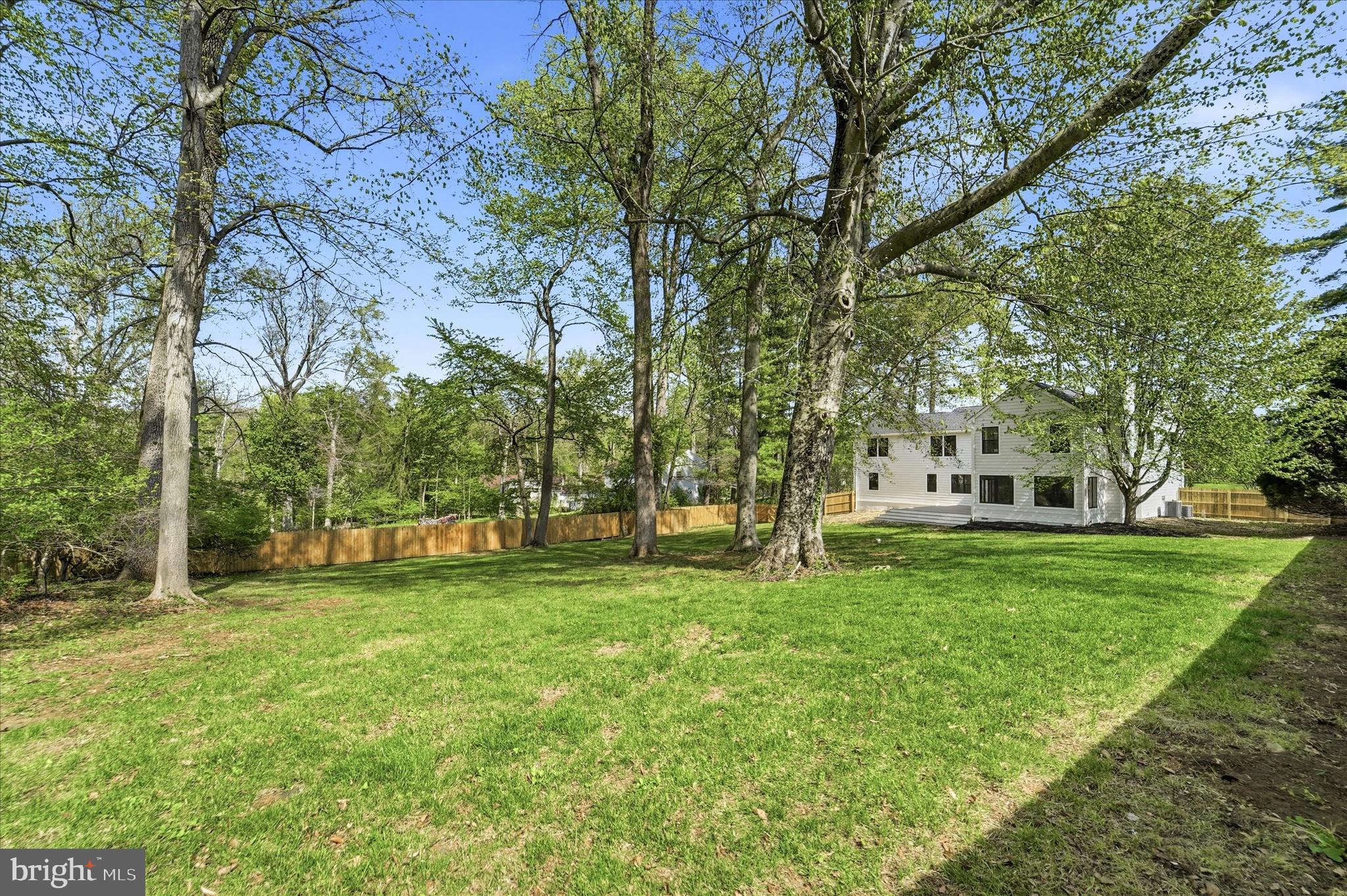 RADNOR HUNT - Residential