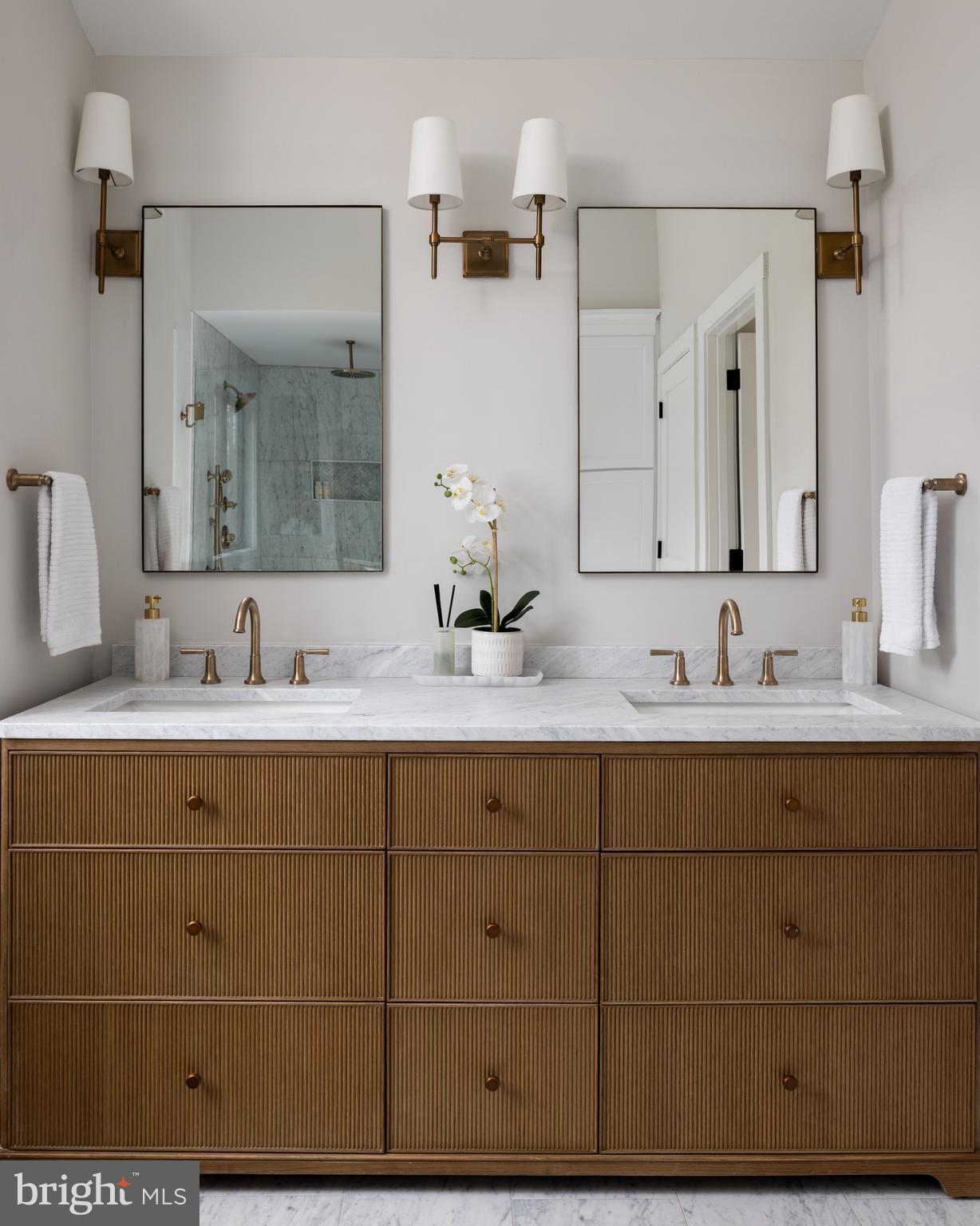 RADNOR HUNT - Residential