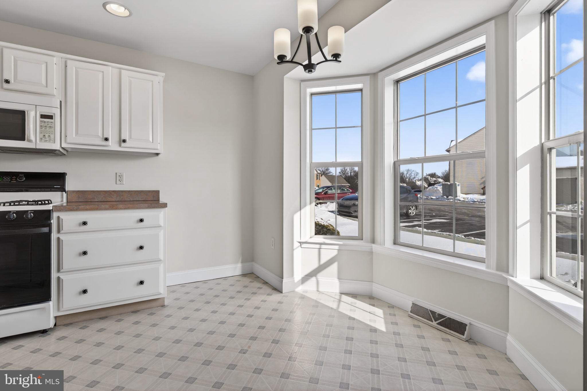 1236 COBBLESTONE LANE