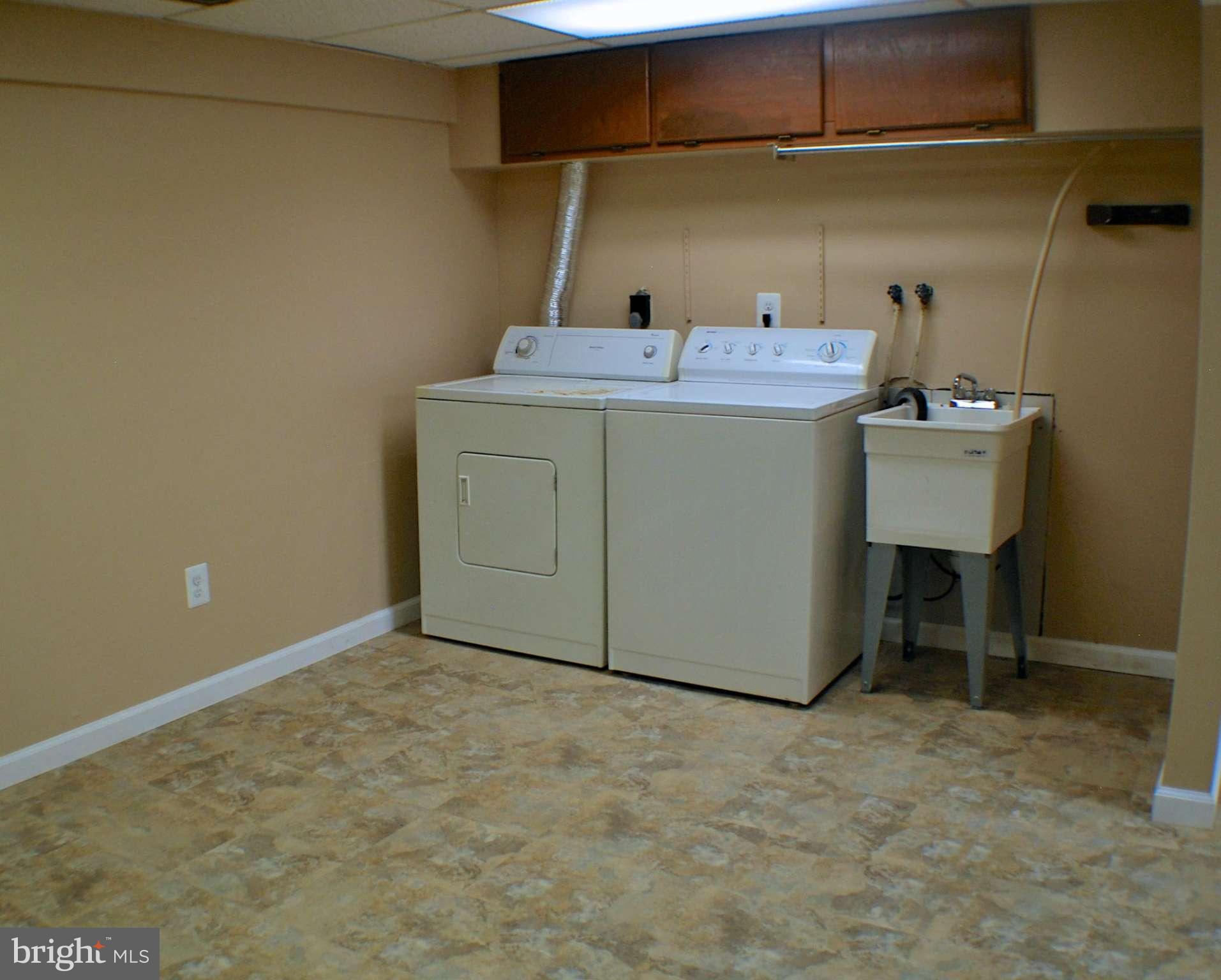 PERRY HALL GARDENS - Residential