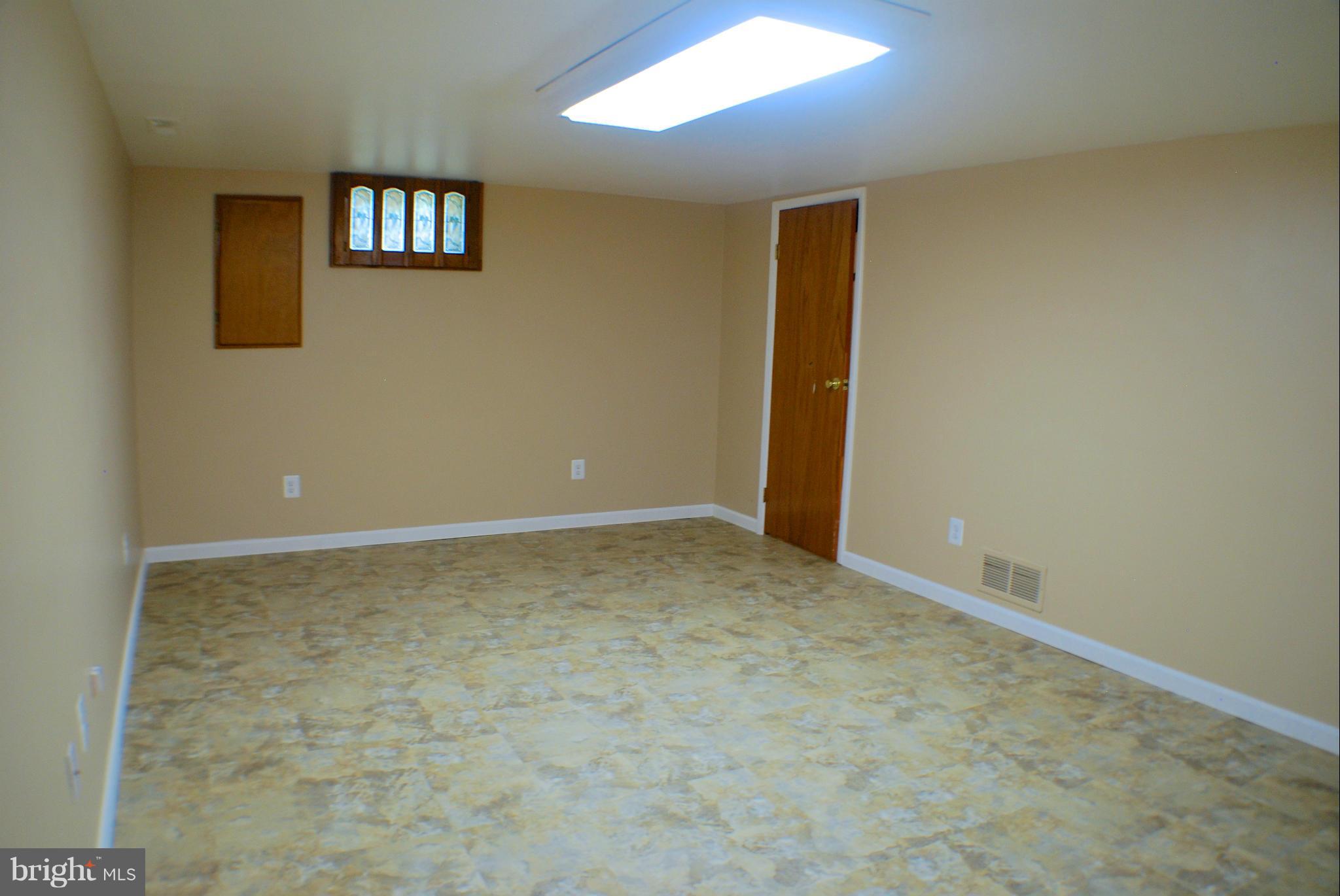 PERRY HALL GARDENS - Residential