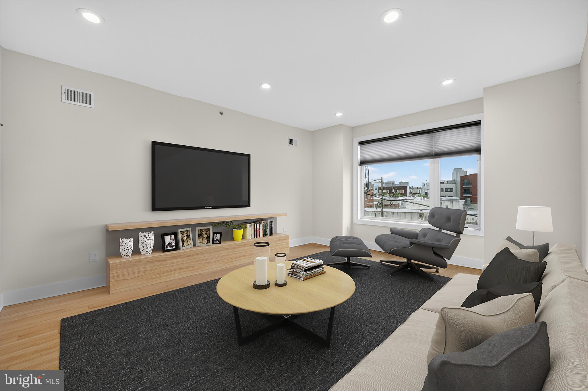 KENSINGTON - Residential