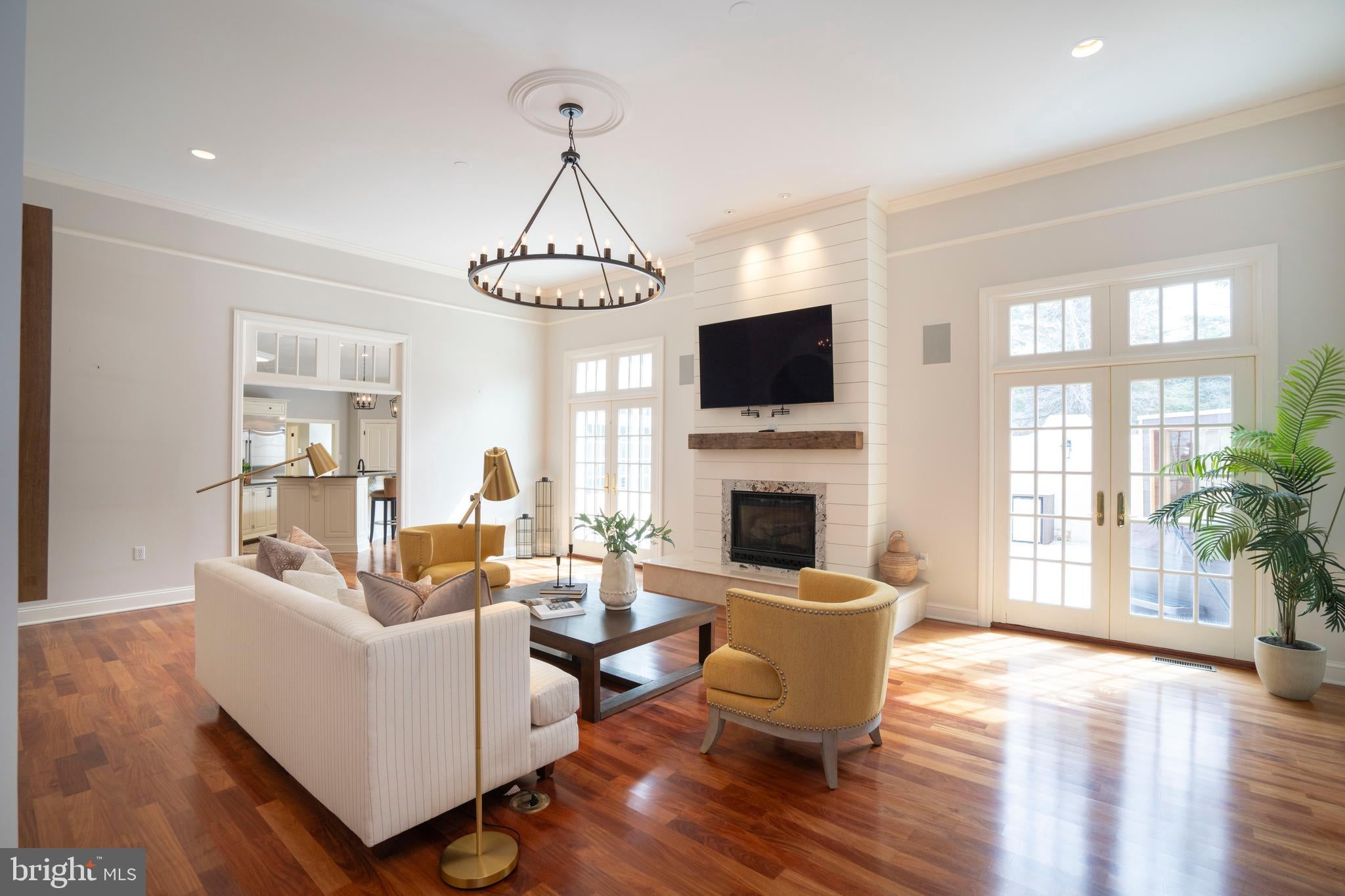 220 MT PLEASANT DRIVE