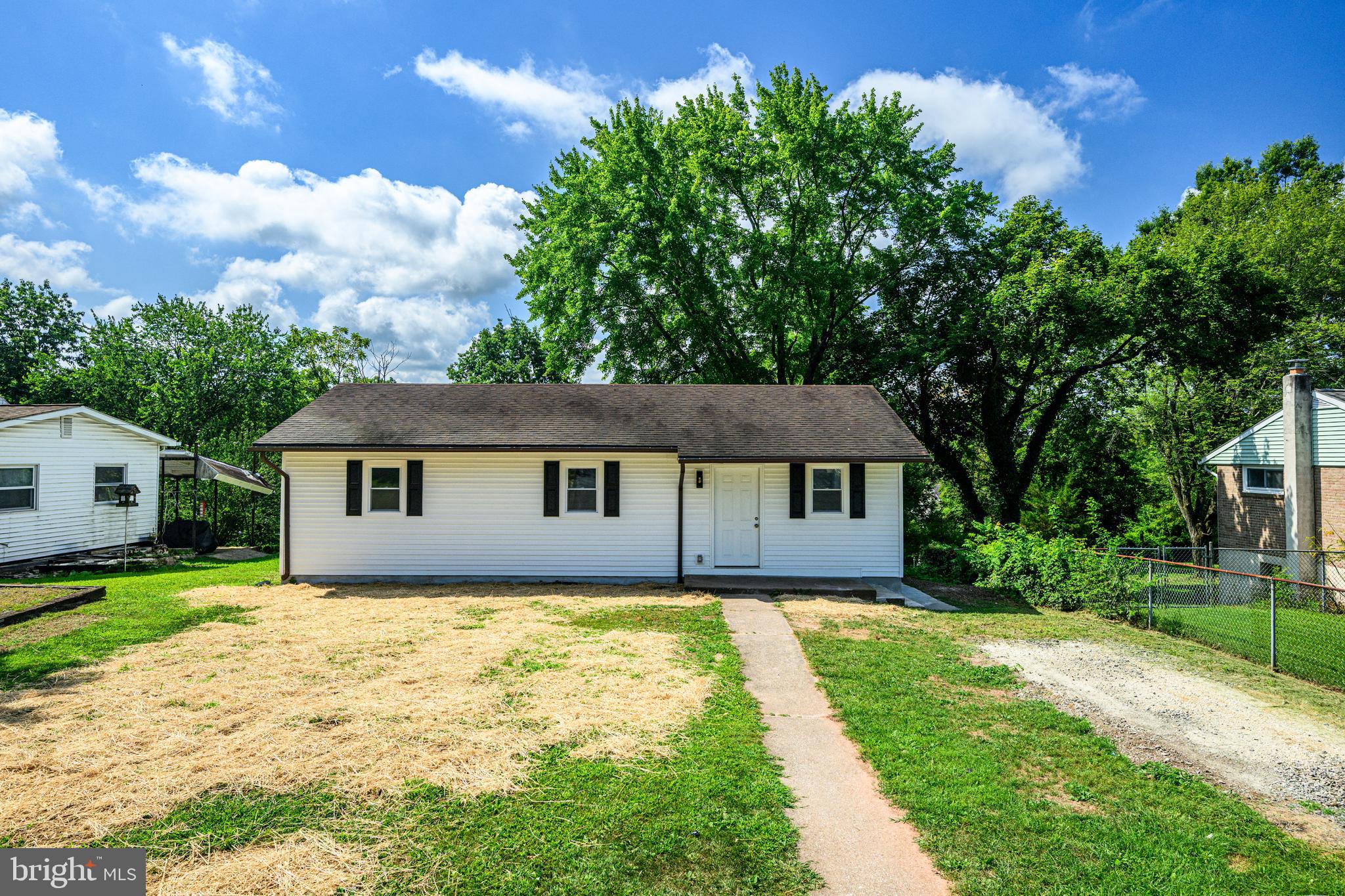 1348 CLAIRE DRIVE