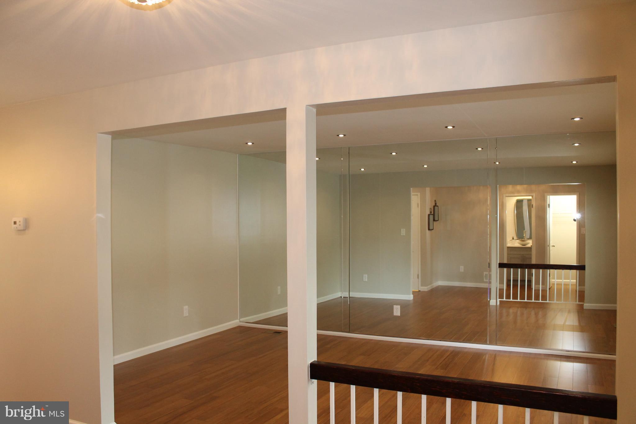 DORSEYS REGARD - Residential