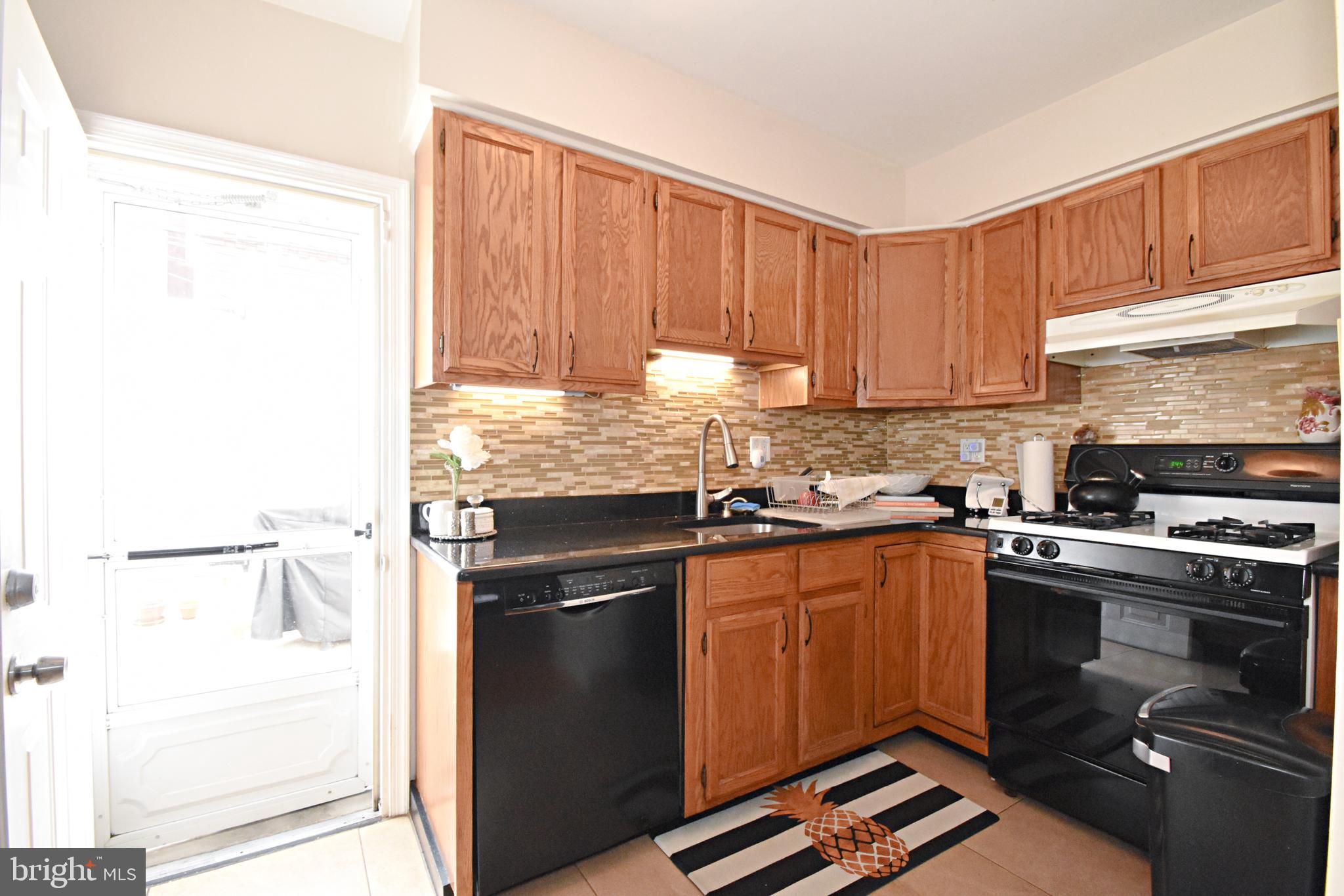 PORT RICHMOND - Residential