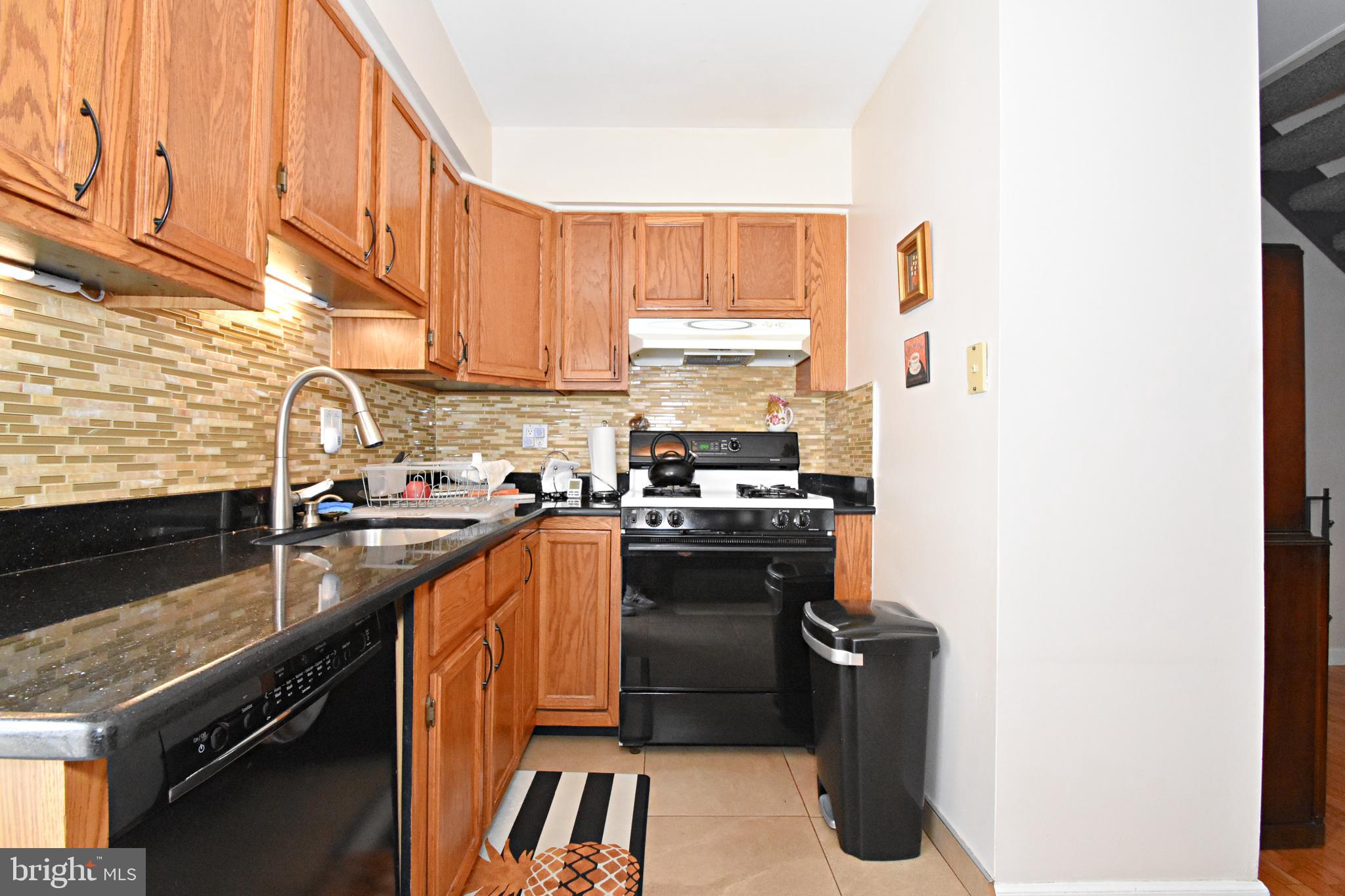 PORT RICHMOND - Residential